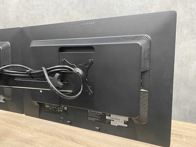 Hp elite e241i - 24" monitoren met monitorarm - dp, dvi, vga - afbeelding 12 van  14