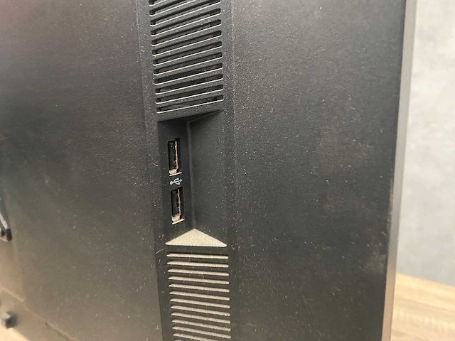 Hp elite e241i - 24" monitoren met monitorarm - dp, dvi, vga - afbeelding 13 van  14