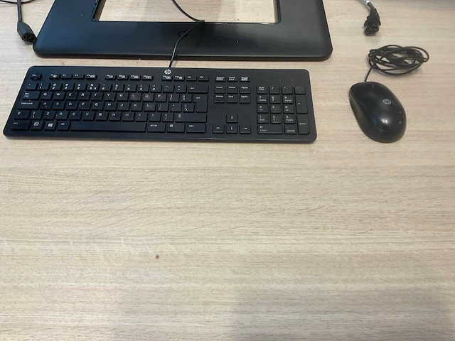 Hp elite e242 monitor (2x) - afbeelding 3 van  4