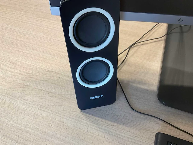 Hp elite e243i monitor (2x) - afbeelding 4 van  5