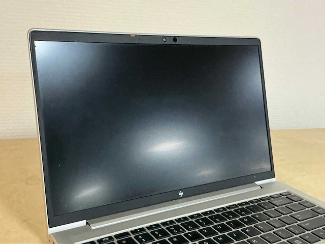 Hp elitebook 640 g9 laptop - afbeelding 2 van  4