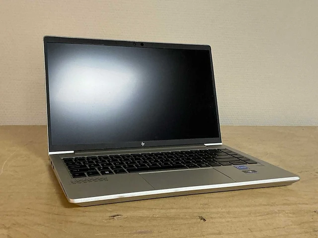 Hp elitebook 640 g9 laptop - afbeelding 1 van  4