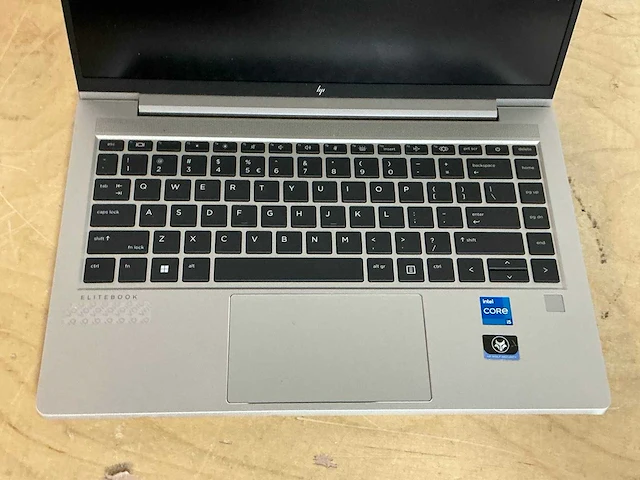 Hp elitebook 640 g9 laptop - afbeelding 3 van  4