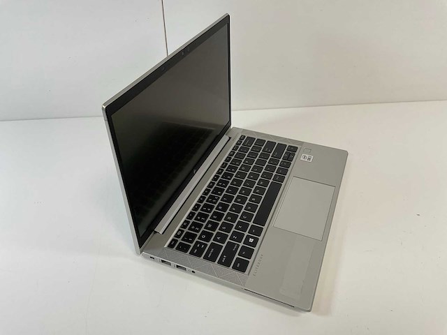 Hp elitebook 830 g7 13,3”, core(tm) i7 10th gen, 16 gb ram, 512 gb nvme laptop - afbeelding 2 van  7