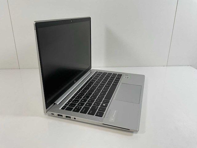 Hp elitebook 830 g7 13.3”, core(tm) i7 10th gen, 16 gb ram, 512 gb nvme laptop - afbeelding 2 van  5