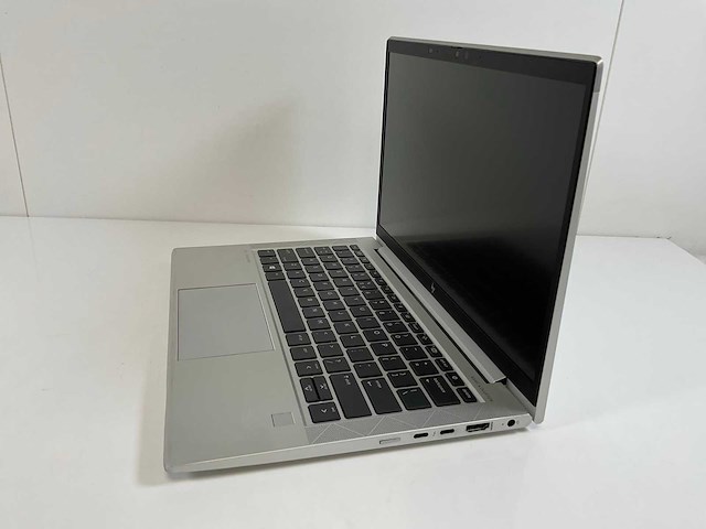 Hp elitebook 830 g7 13.3”, core(tm) i7 10th gen, 16 gb ram, 512 gb nvme laptop - afbeelding 2 van  5