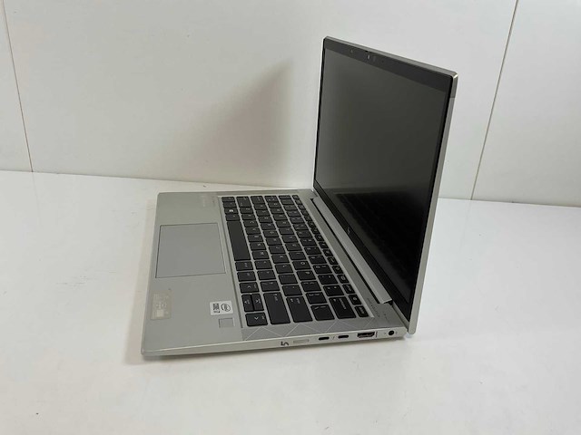 Hp elitebook 830 g7 13.3”, core(tm) i7 10th gen, 16 gb ram, 512 gb nvme laptop - afbeelding 2 van  5