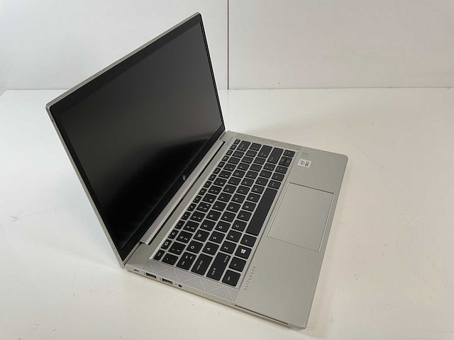 Hp elitebook 830 g7 13.3”, core(tm) i7 10th gen, 16 gb ram, 512 gb nvme laptop - afbeelding 2 van  5