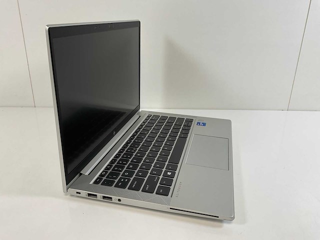 Hp elitebook 830 g8 13.3”, core(tm) i7 11th gen, 16 gb ram, 512 gb nvme laptop - afbeelding 1 van  4