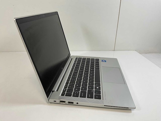 Hp elitebook 830 g8 13.3”, core(tm) i7 11th gen, 16 gb ram, 512 gb nvme laptop - afbeelding 1 van  6