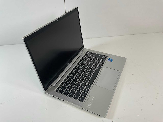 Hp elitebook 830 g8 13.3”, core(tm) i7 11th gen, 16 gb ram, 512 gb nvme laptop - afbeelding 1 van  2