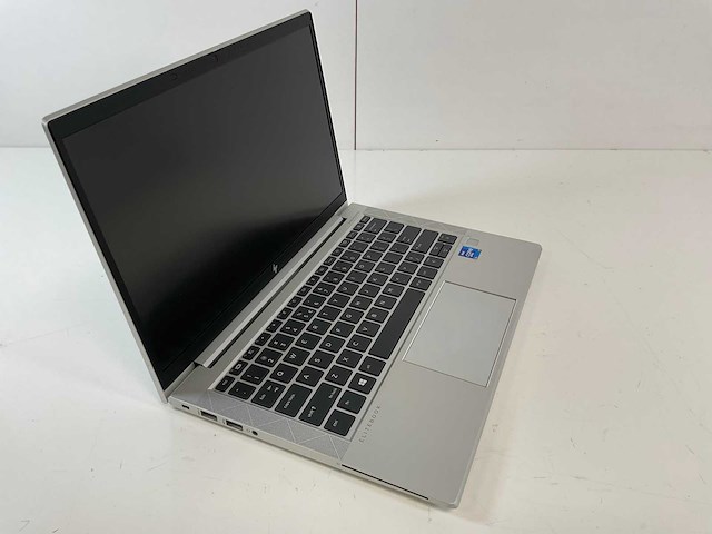 Hp elitebook 830 g8 13.3”, core(tm) i7 11th gen, 16 gb ram, 512 gb nvme laptop - afbeelding 1 van  3