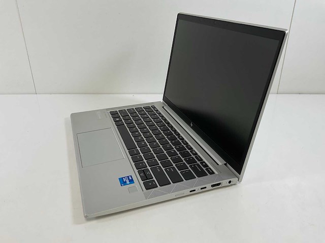 Hp elitebook 830 g8 13.3”, core(tm) i7 11th gen, 16 gb ram, 512 gb nvme laptop - afbeelding 1 van  5