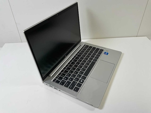 Hp elitebook 830 g8 13.3”, core(tm) i7 11th gen, 16 gb ram, 512 gb nvme laptop - afbeelding 2 van  8