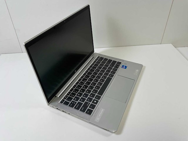 Hp elitebook 830 g8 13.3”, core(tm) i7 11th gen, 16 gb ram, 512 gb nvme laptop - afbeelding 2 van  8