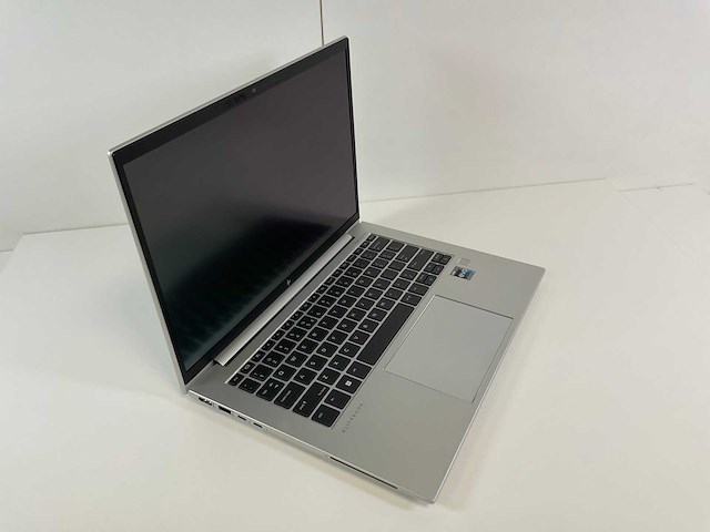 Hp elitebook 840 g9 14”, core(tm) i7 12th gen, 32 gb ram, 512 gb nvme laptop - afbeelding 1 van  4