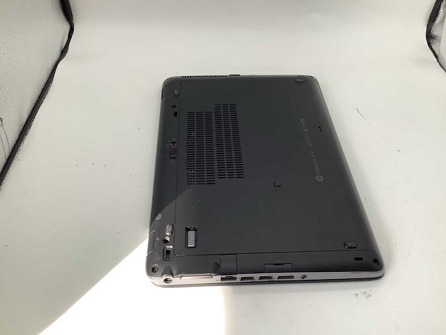 Hp elitebook 840 laptop - afbeelding 3 van  12