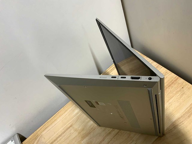 Hp elitebook 845 g7 laptop - afbeelding 7 van  9