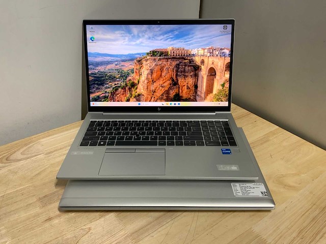 Hp elitebook 850 g8 laptop (2x) - afbeelding 1 van  6