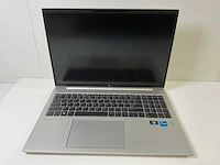 Hp elitebook 860 g9 16”, core(tm) i5 12th gen, 16 gb ram, 256 gb nvme laptop