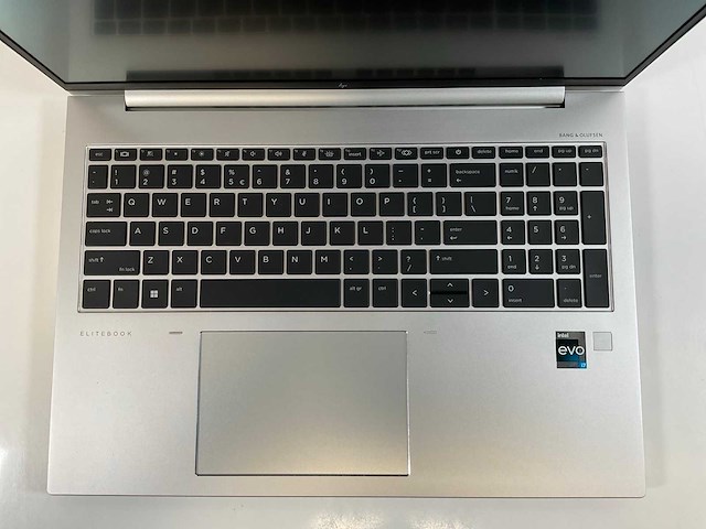 Hp elitebook 860 g9 16”, core(tm) i7 12th gen, 32 gb ram, 512 gb nvme laptop - afbeelding 1 van  2
