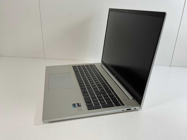 Hp elitebook 860 g9 16”, core(tm) i7 12th gen, 32 gb ram, 512 gb nvme laptop - afbeelding 3 van  7