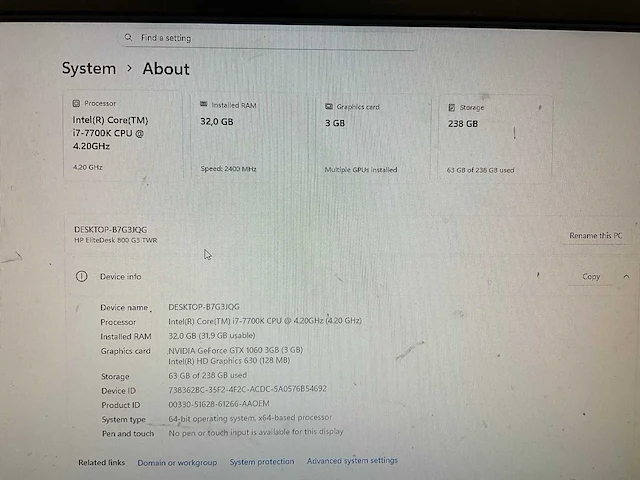 Hp elitedesk 800 g3 desktop en monitor in verrijdbaar frame - afbeelding 8 van  8