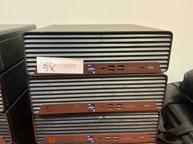 Hp elitedesk 800 g9 desktop (5x) - afbeelding 2 van  5