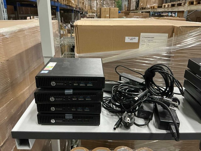 Hp elitedesk cpu: 15-6500t ram: 12gb ssd: 128gb (4x) - afbeelding 1 van  3