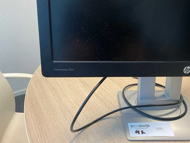 Hp elitedisplay e232, e242 monitoren (4x) - afbeelding 4 van  14