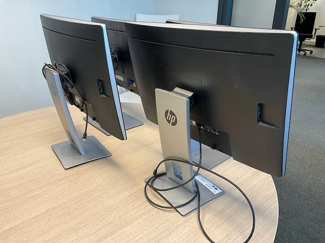 Hp elitedisplay e232, e242 monitoren (4x) - afbeelding 9 van  14