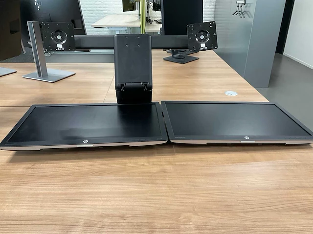 Hp elitedisplay e232 monitoren op steun (2x) - afbeelding 5 van  17