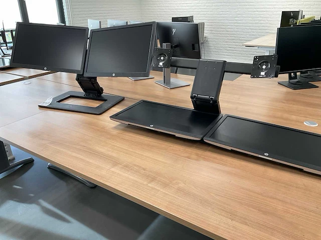 Hp elitedisplay e232 monitoren op steun (2x) - afbeelding 2 van  17