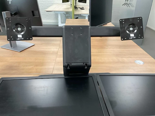 Hp elitedisplay e232 monitoren op steun (2x) - afbeelding 6 van  17