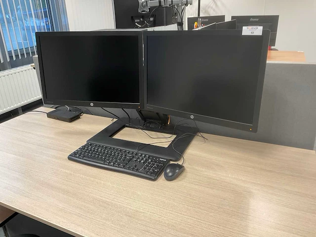 Hp elitedisplay e242 monitor (2x) - afbeelding 1 van  4