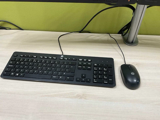 Hp elitedisplay e242 monitor (4x) - afbeelding 8 van  9