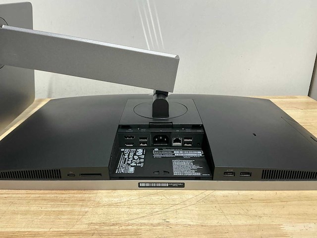 Hp eliteone 800 g3 all-in-one desktop (2x) - afbeelding 2 van  13