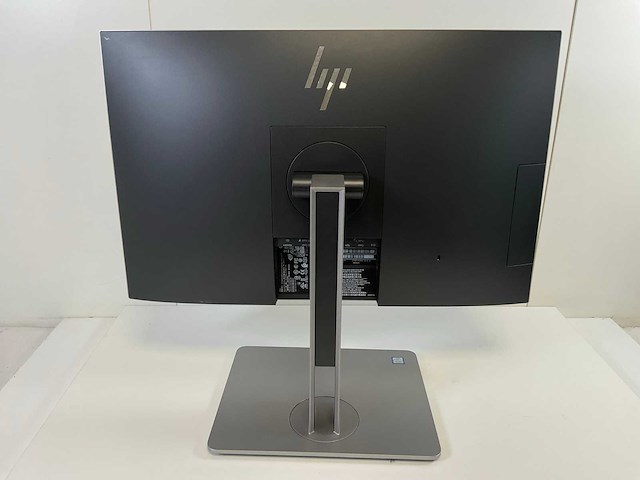Hp eliteone 800 g4 24”, core(tm) i5 8th gen, 16gb ram(2x 8gb), 256gb nvme all-in-one desktops (2x) - afbeelding 6 van  7