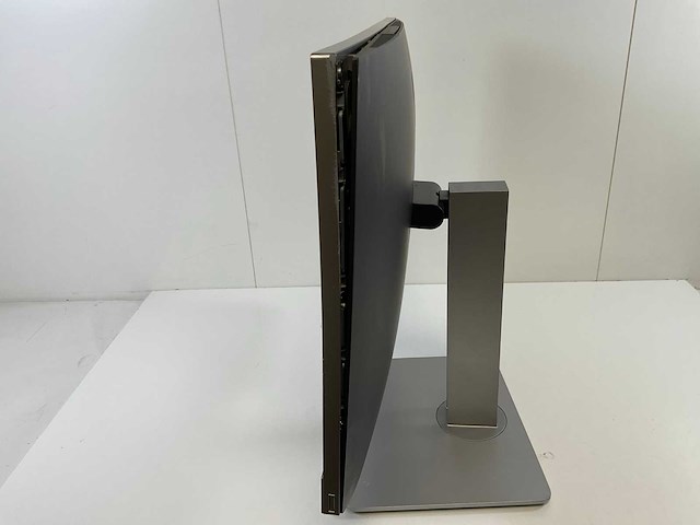 Hp eliteone 800 g4 24”, core(tm) i5 8th gen, 16gb ram(2x 8gb), 256gb nvme all-in-one desktops (2x) - afbeelding 11 van  12