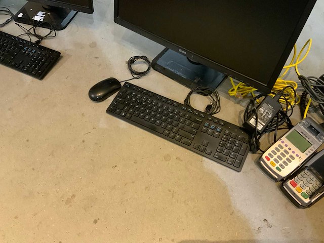 Hp, iiyama, verifone laser jet pro m402dne pinautomaten, printer en monitoren - afbeelding 8 van  8