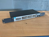 Hp j9561a 1410-24g 24-poorts switch - afbeelding 1 van  2