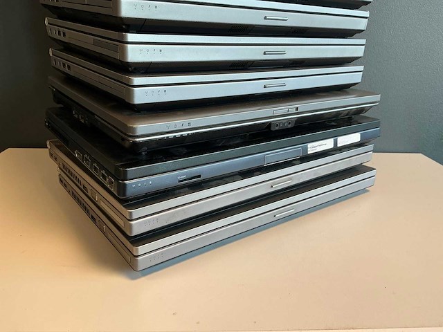 Hp laptop (12x) - afbeelding 3 van  16