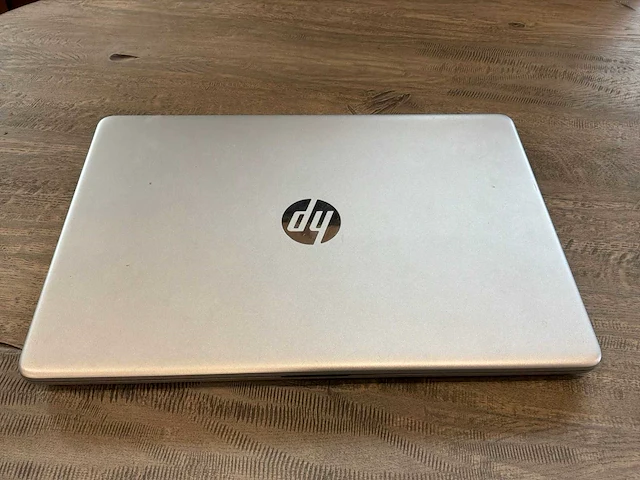 Hp laptop - afbeelding 1 van  2
