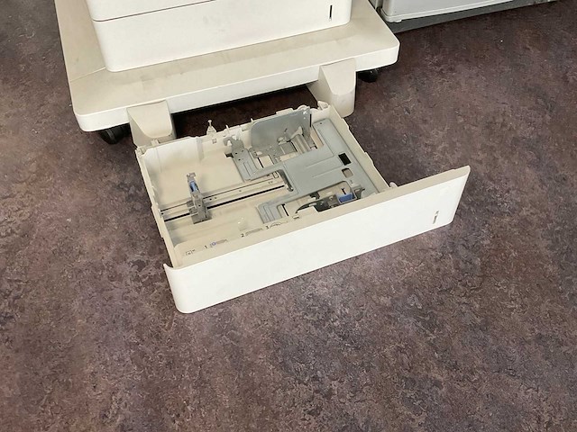 Hp laserjet enterprise flow mfp m681 multifunctionele laserprinter - afbeelding 3 van  4