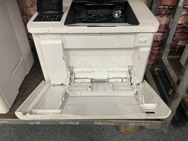 Hp laserjet enterprise m608 printer - afbeelding 2 van  3