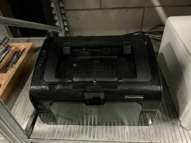 Hp laserjet p1102w - afbeelding 1 van  2