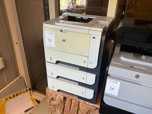 Hp laserjet p3015 laserprinter - afbeelding 1 van  8