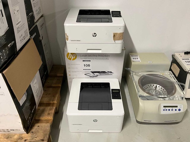 Hp laserjet pro m404dn laserprinter (3x) - afbeelding 2 van  5