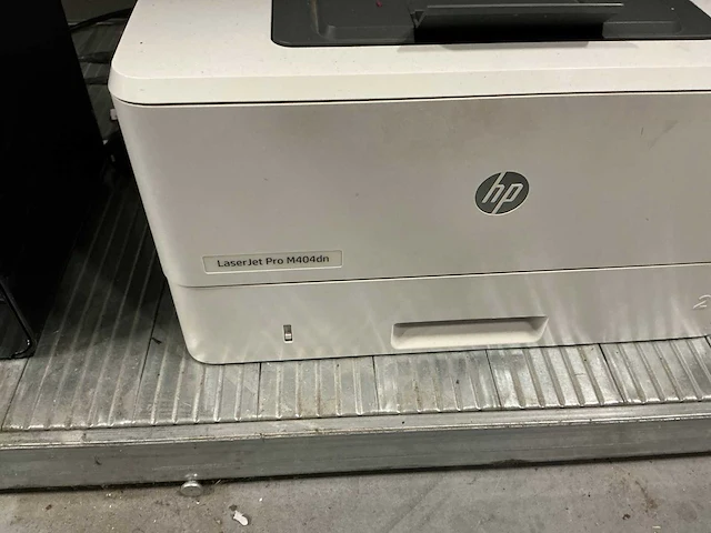 Hp laserjet pro m404dn - afbeelding 2 van  2