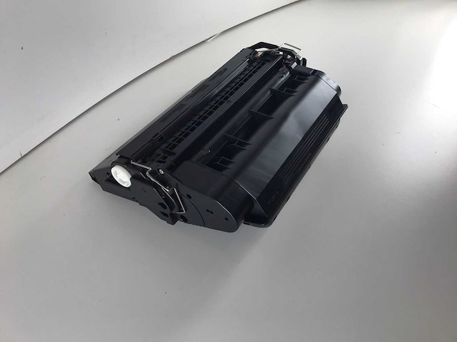 Hp lasertjet (q1338a) black toner cartridge (new) - afbeelding 1 van  2